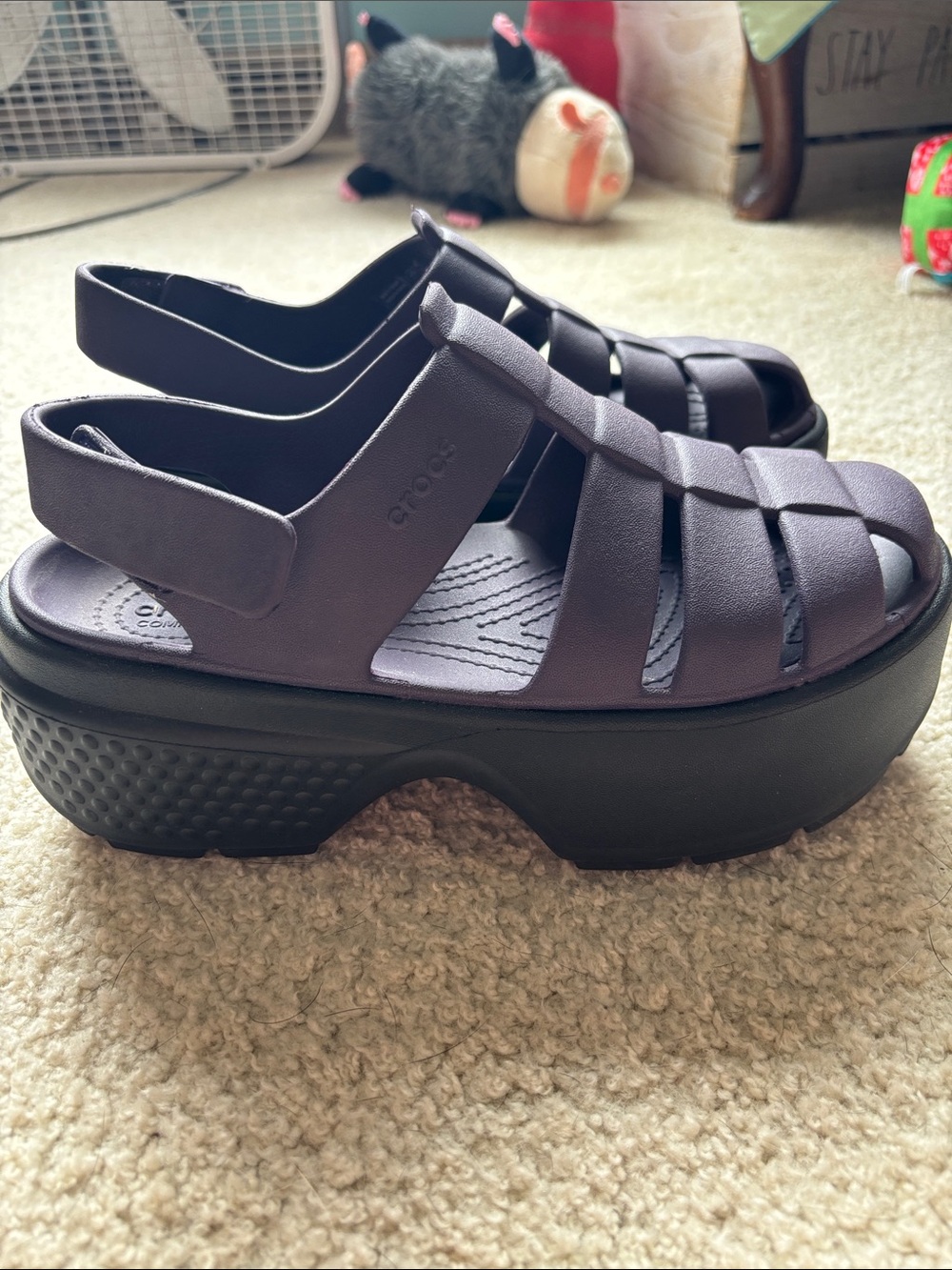 CROCS Purple Strappy Fisherman Platform Sandals - Picture 2 of 6